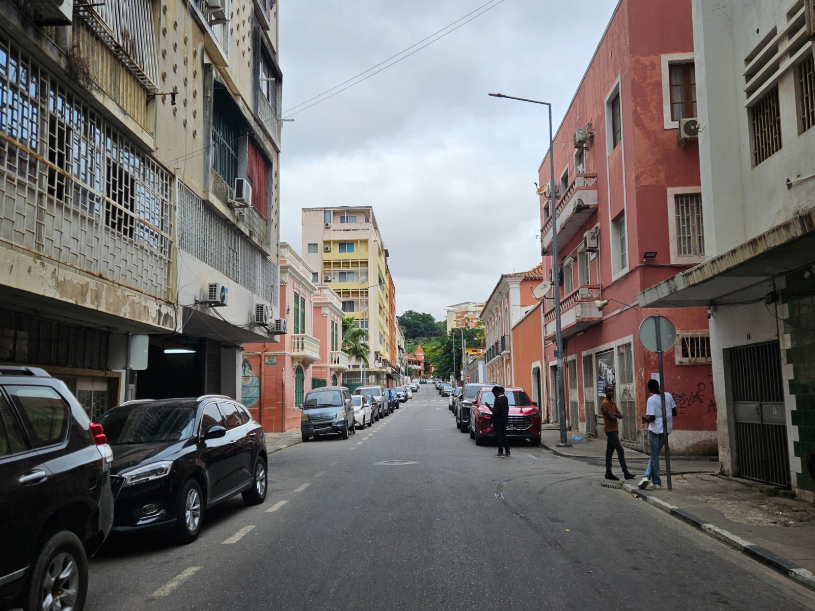 Street in Luanda city centre