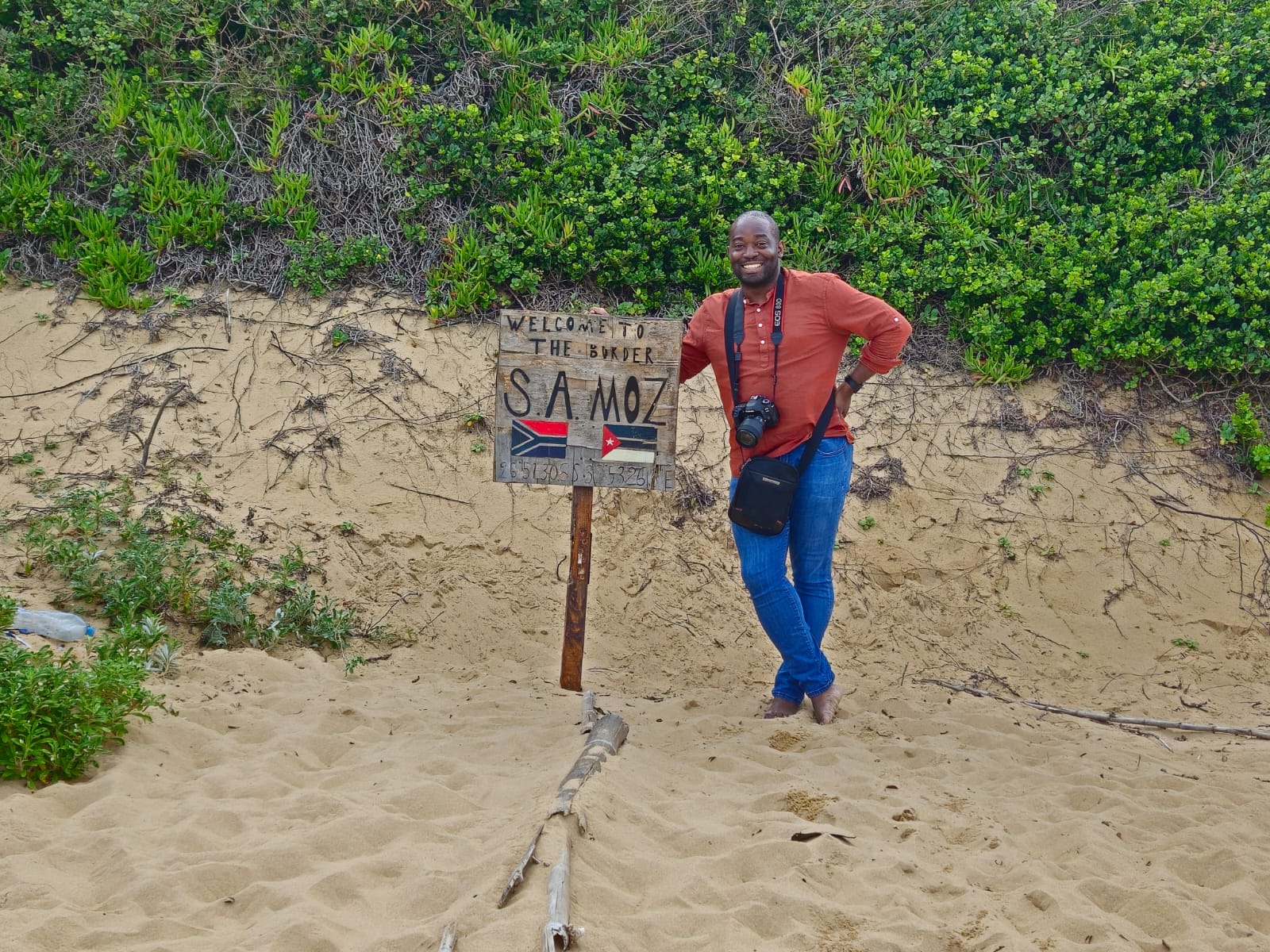 Border sign between South Africa and Mozambique near Ponta do Ouro